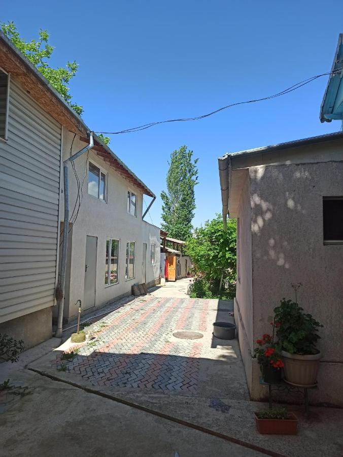 Toktogul Ghesthouse酒店 外观 照片