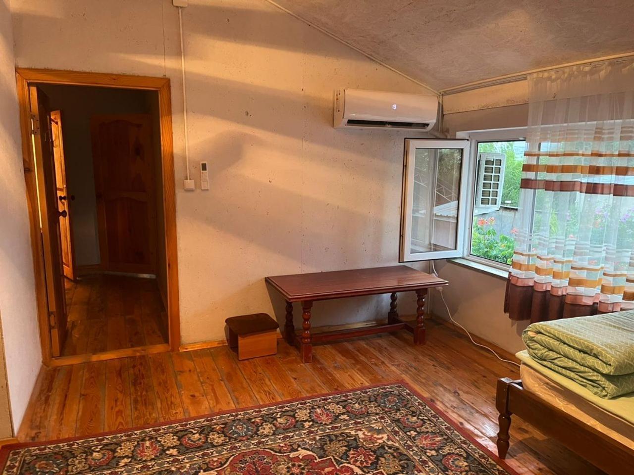 Toktogul Ghesthouse酒店 外观 照片